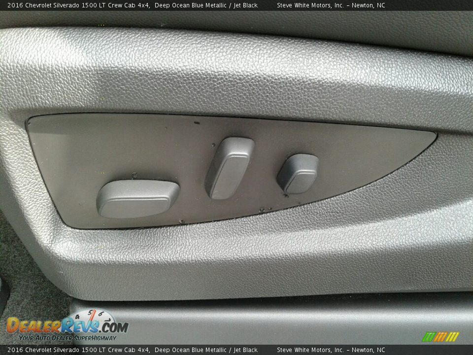 2016 Chevrolet Silverado 1500 LT Crew Cab 4x4 Deep Ocean Blue Metallic / Jet Black Photo #10