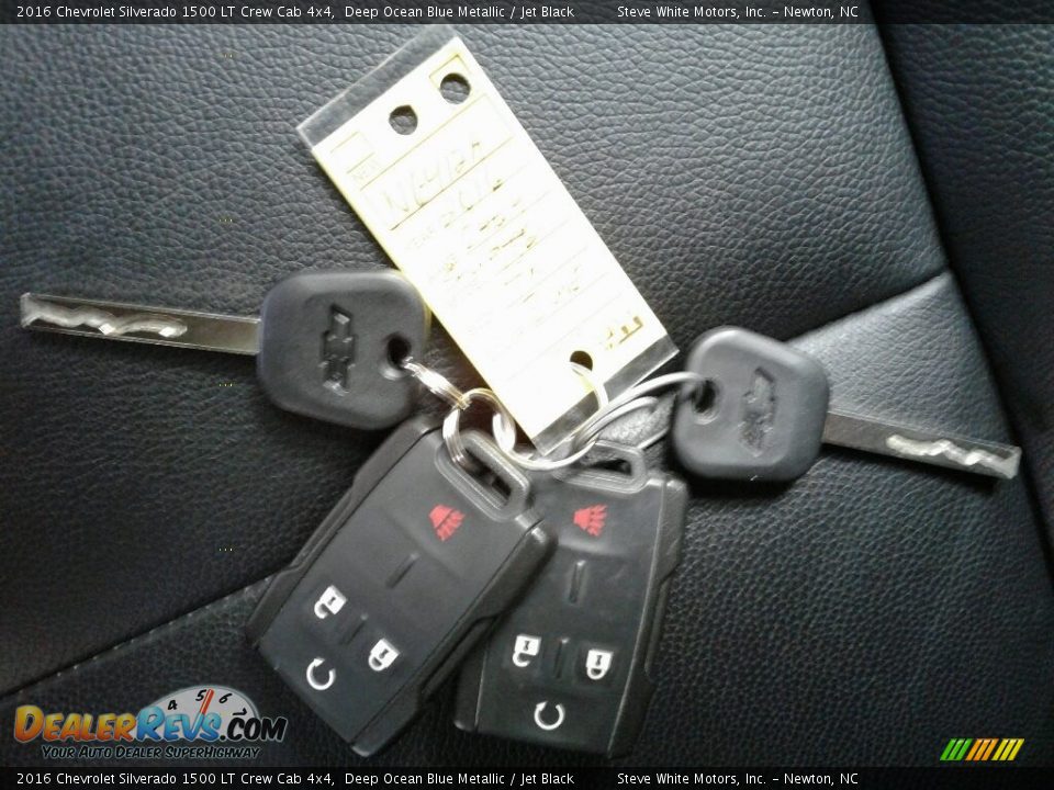 2016 Chevrolet Silverado 1500 LT Crew Cab 4x4 Deep Ocean Blue Metallic / Jet Black Photo #35