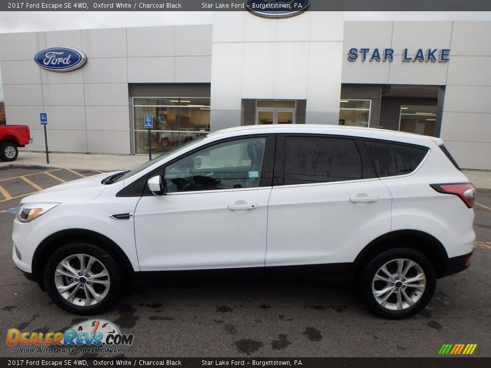 2017 Ford Escape SE 4WD Oxford White / Charcoal Black Photo #8