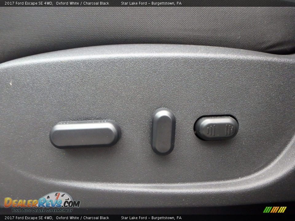 2017 Ford Escape SE 4WD Oxford White / Charcoal Black Photo #14