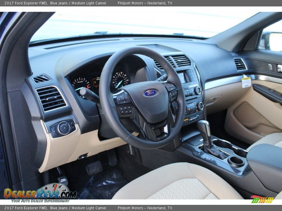 2017 Ford Explorer FWD Blue Jeans / Medium Light Camel Photo #10