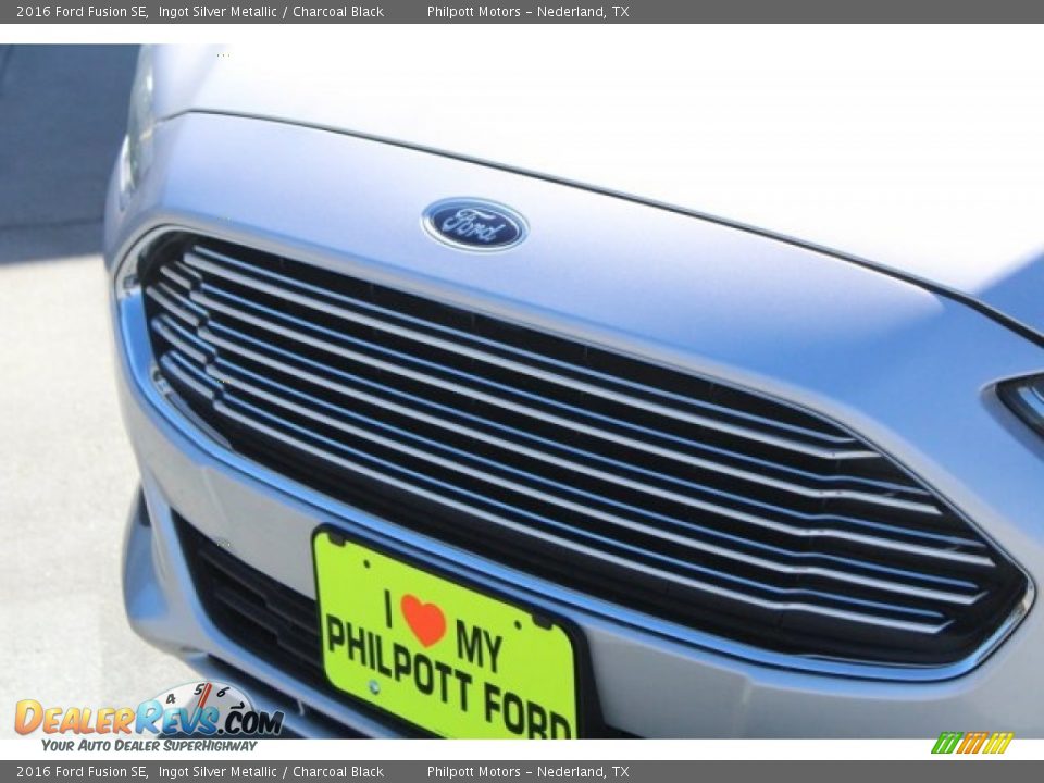 2016 Ford Fusion SE Ingot Silver Metallic / Charcoal Black Photo #4