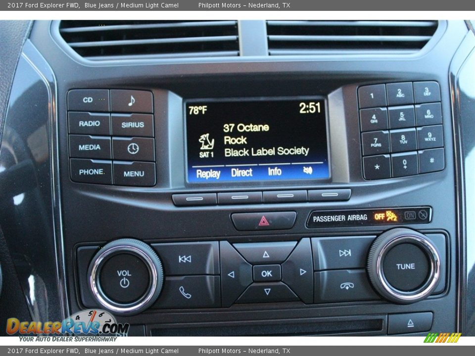 2017 Ford Explorer FWD Blue Jeans / Medium Light Camel Photo #14