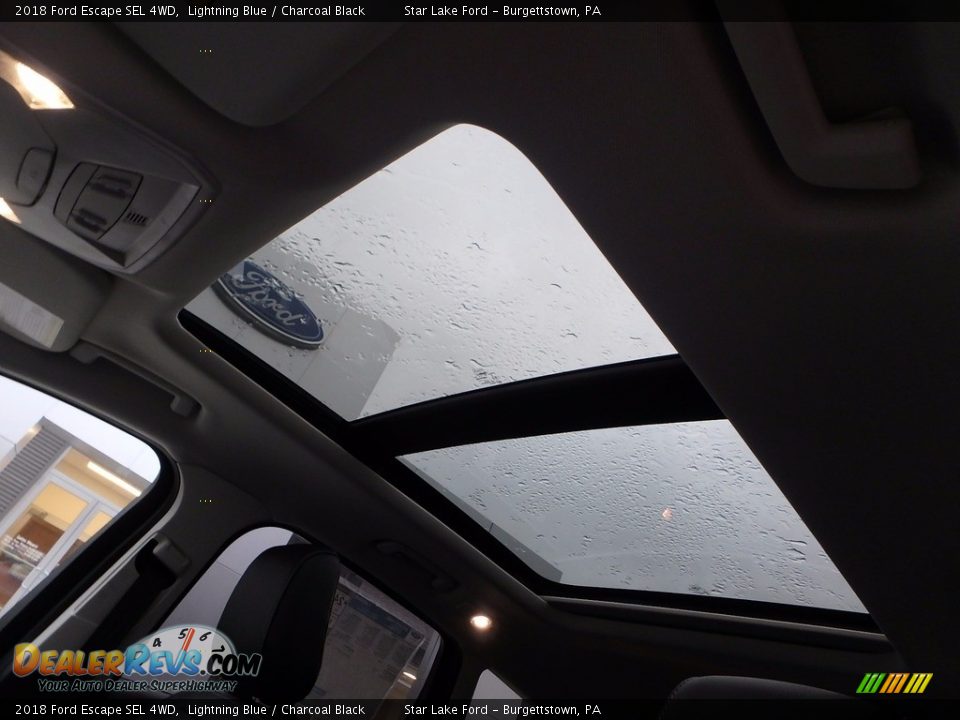Sunroof of 2018 Ford Escape SEL 4WD Photo #16