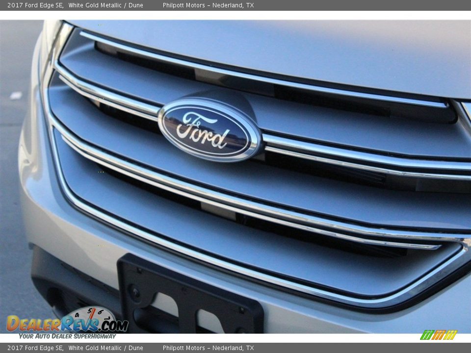 2017 Ford Edge SE White Gold Metallic / Dune Photo #4