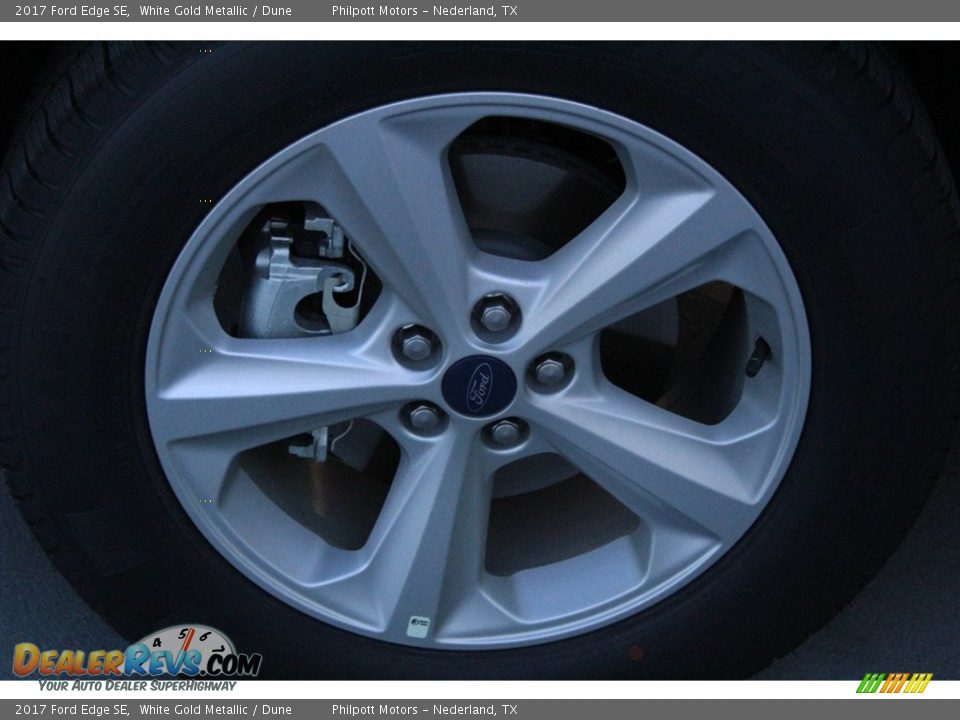 2017 Ford Edge SE White Gold Metallic / Dune Photo #5