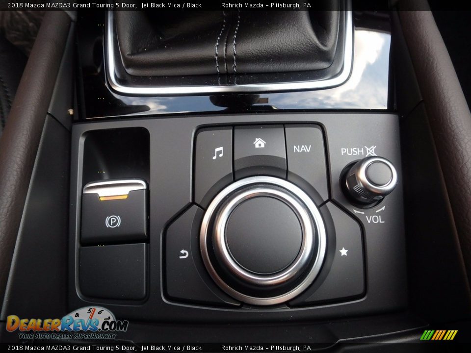 2018 Mazda MAZDA3 Grand Touring 5 Door Jet Black Mica / Black Photo #11