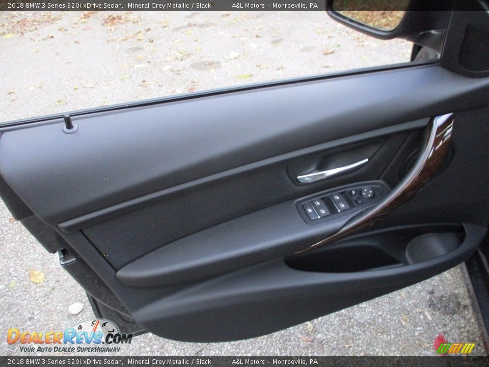 2018 BMW 3 Series 320i xDrive Sedan Mineral Grey Metallic / Black Photo #10