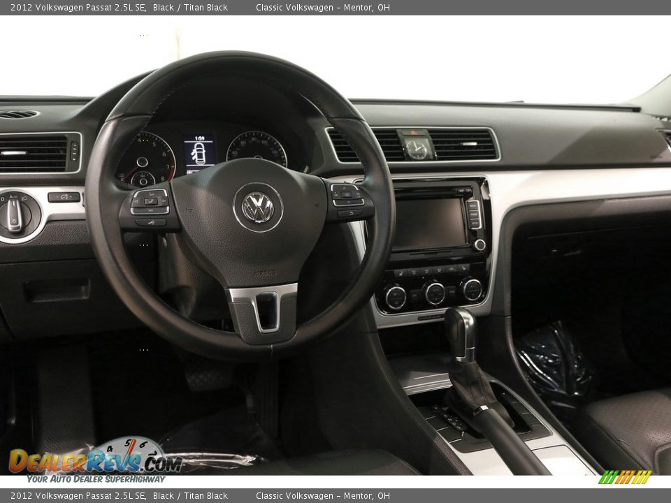 2012 Volkswagen Passat 2.5L SE Black / Titan Black Photo #6