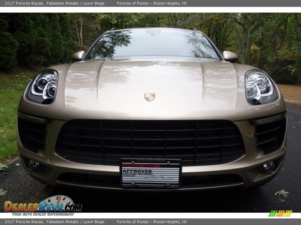 2017 Porsche Macan Palladium Metallic / Luxor Beige Photo #2