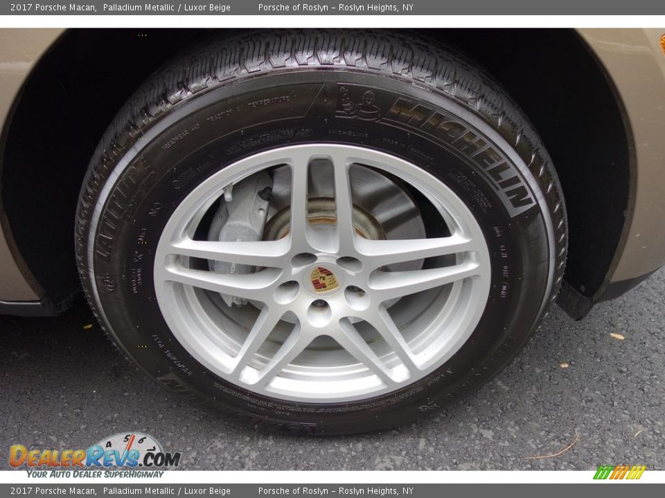 2017 Porsche Macan Palladium Metallic / Luxor Beige Photo #9