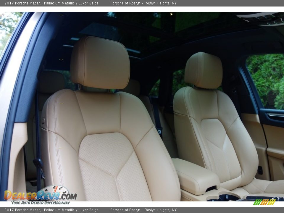 2017 Porsche Macan Palladium Metallic / Luxor Beige Photo #18