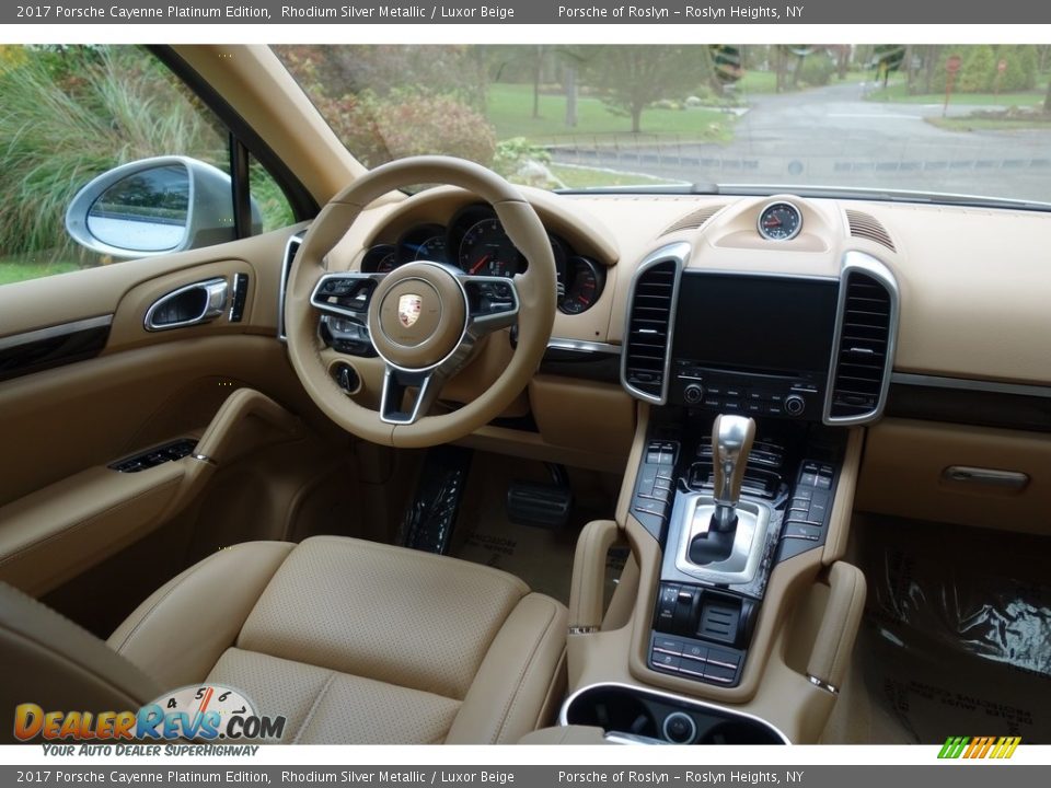 2017 Porsche Cayenne Platinum Edition Rhodium Silver Metallic / Luxor Beige Photo #12
