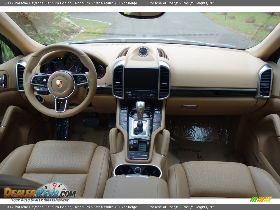 2017 Porsche Cayenne Platinum Edition Rhodium Silver Metallic / Luxor Beige Photo #13