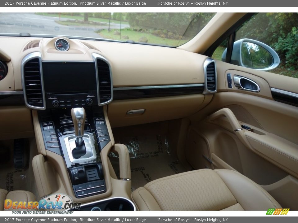 2017 Porsche Cayenne Platinum Edition Rhodium Silver Metallic / Luxor Beige Photo #14