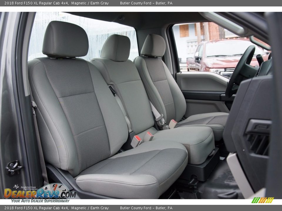 2018 Ford F150 XL Regular Cab 4x4 Magnetic / Earth Gray Photo #11