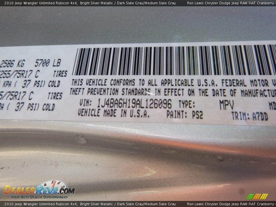 2010 Jeep Wrangler Unlimited Rubicon 4x4 Bright Silver Metallic / Dark Slate Gray/Medium Slate Gray Photo #14