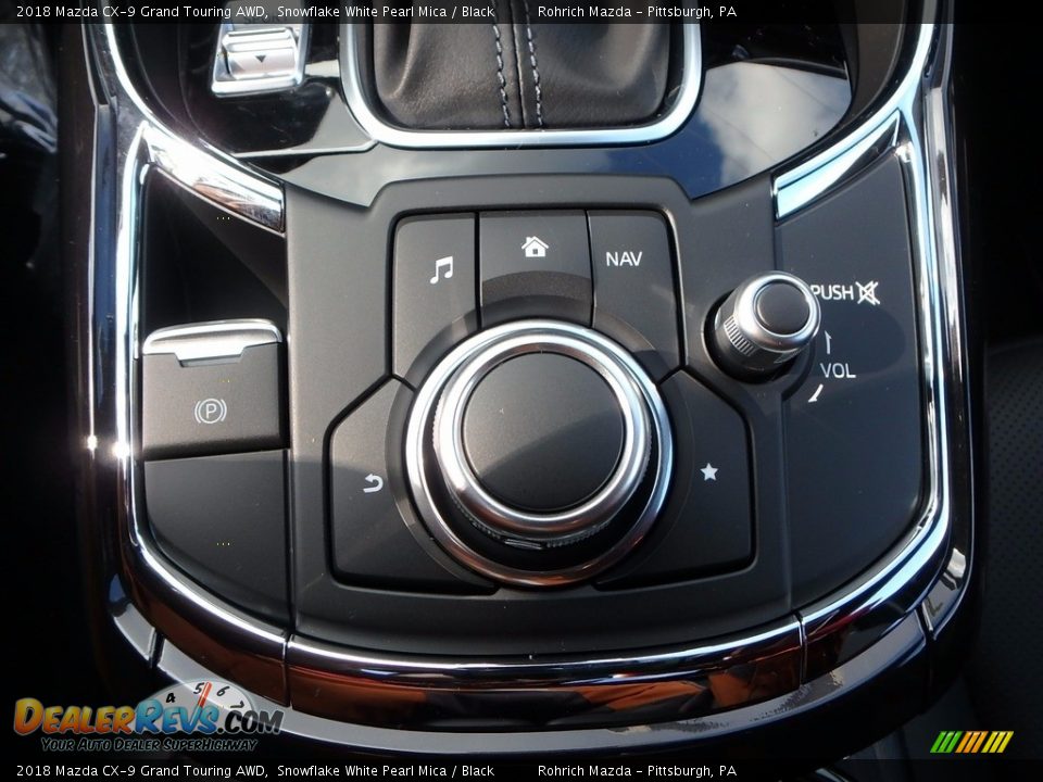 Controls of 2018 Mazda CX-9 Grand Touring AWD Photo #13