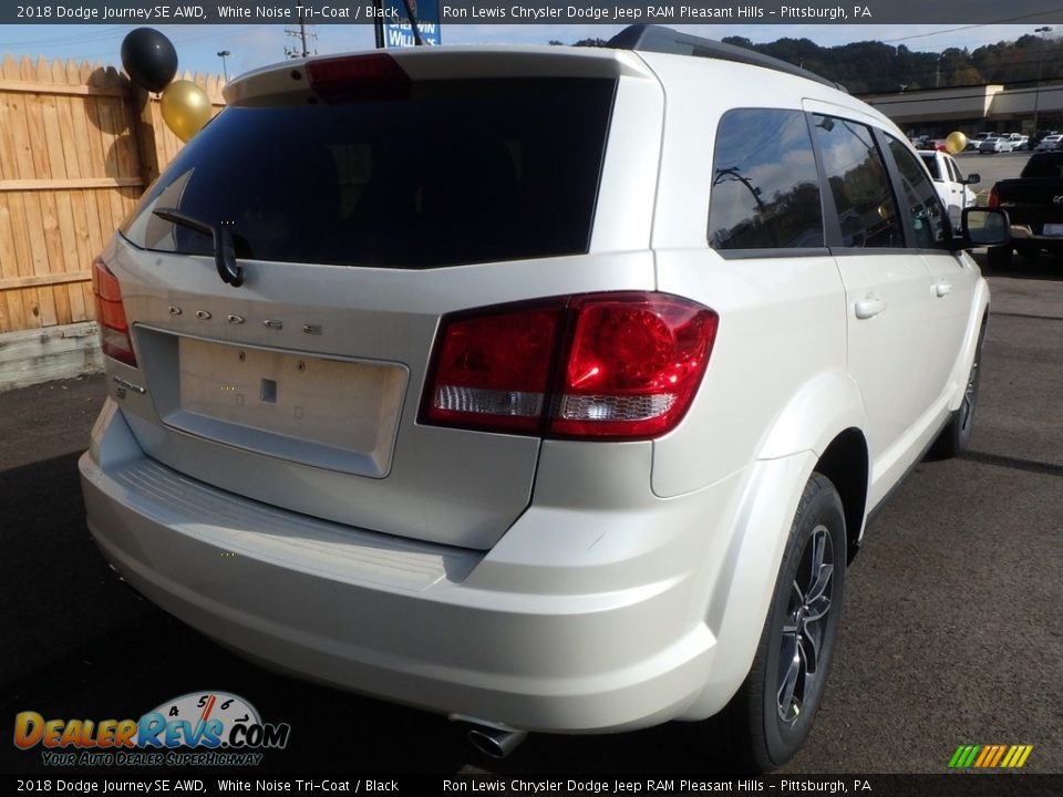 2018 Dodge Journey SE AWD White Noise Tri-Coat / Black Photo #5