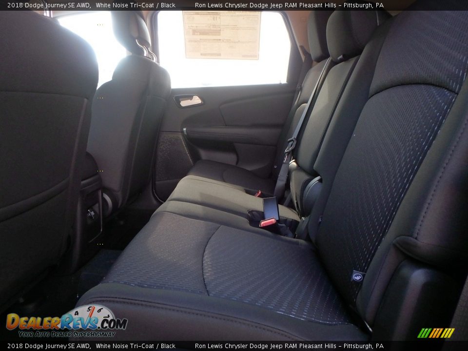 2018 Dodge Journey SE AWD White Noise Tri-Coat / Black Photo #11