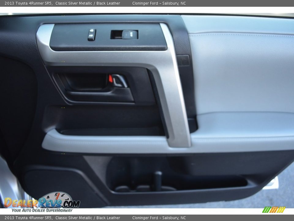 2013 Toyota 4Runner SR5 Classic Silver Metallic / Black Leather Photo #16