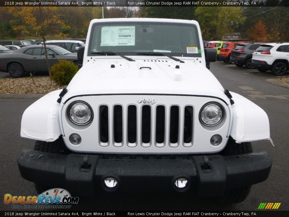 2018 Jeep Wrangler Unlimited Sahara 4x4 Bright White / Black Photo #8