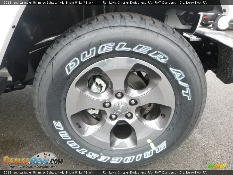 2018 Jeep Wrangler Unlimited Sahara 4x4 Bright White / Black Photo #9