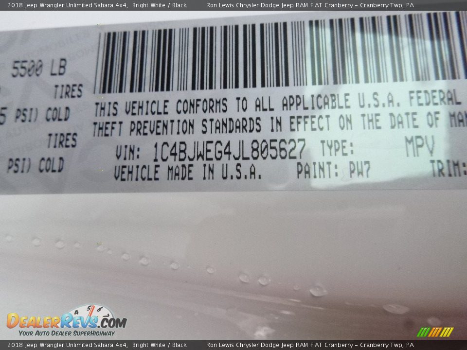 2018 Jeep Wrangler Unlimited Sahara 4x4 Bright White / Black Photo #15