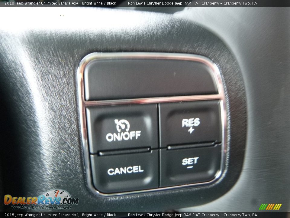 2018 Jeep Wrangler Unlimited Sahara 4x4 Bright White / Black Photo #19