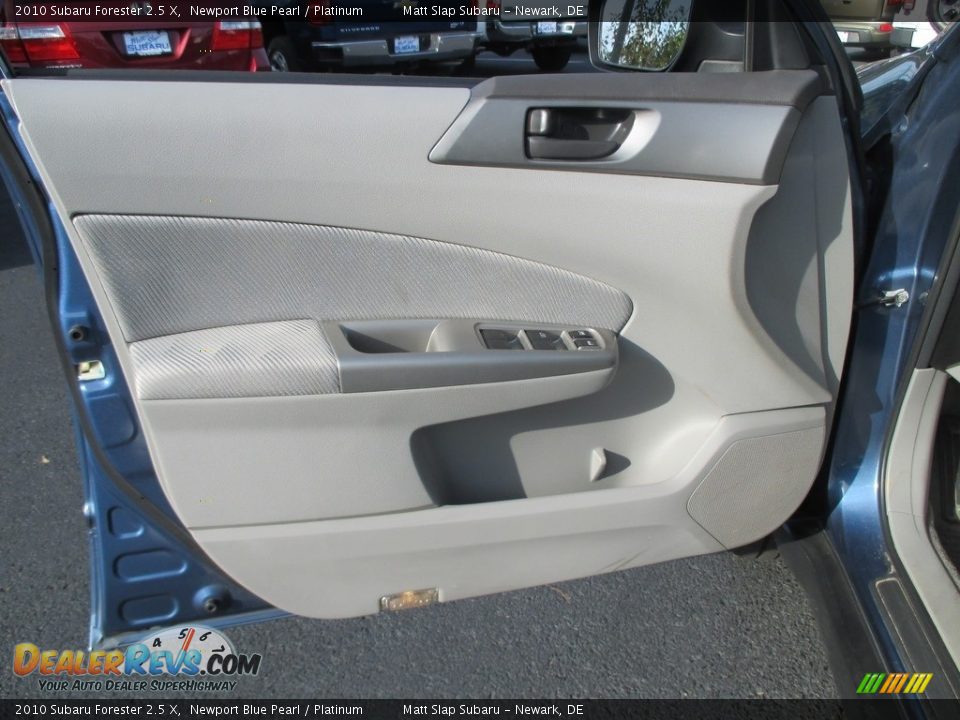 2010 Subaru Forester 2.5 X Newport Blue Pearl / Platinum Photo #13