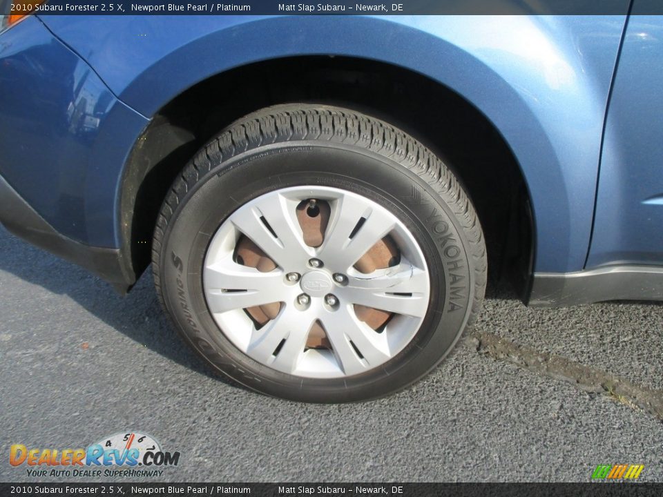 2010 Subaru Forester 2.5 X Newport Blue Pearl / Platinum Photo #21