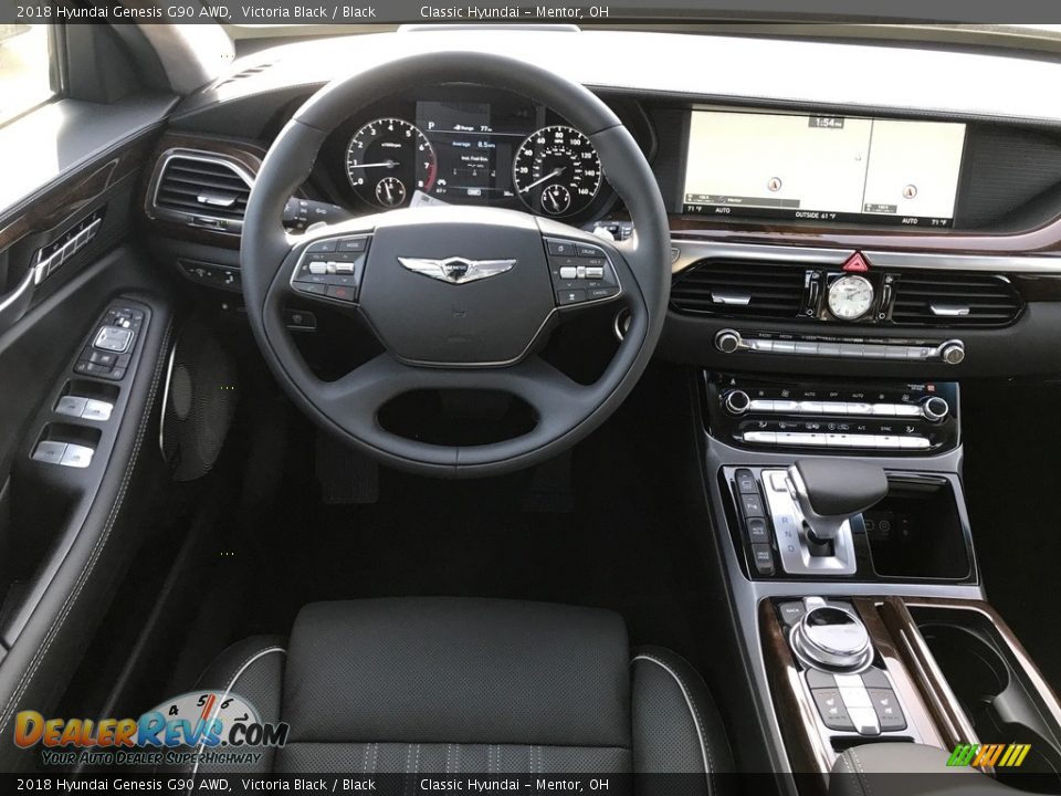 Dashboard of 2018 Hyundai Genesis G90 AWD Photo #5