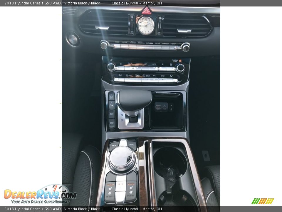 2018 Hyundai Genesis G90 AWD Shifter Photo #6