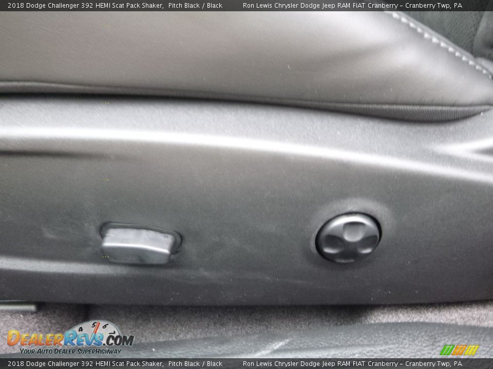 2018 Dodge Challenger 392 HEMI Scat Pack Shaker Pitch Black / Black Photo #20