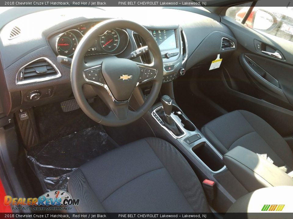 Jet Black Interior - 2018 Chevrolet Cruze LT Hatchback Photo #7