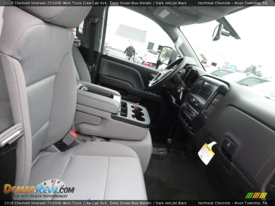 2018 Chevrolet Silverado 2500HD Work Truck Crew Cab 4x4 Deep Ocean Blue Metallic / Dark Ash/Jet Black Photo #9