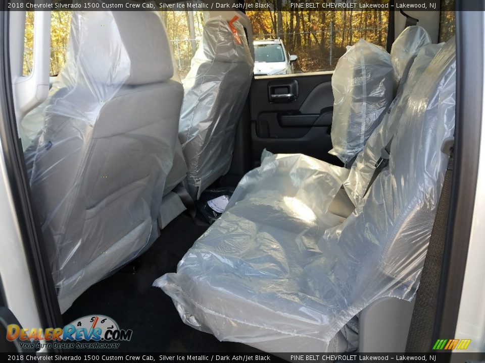 2018 Chevrolet Silverado 1500 Custom Crew Cab Silver Ice Metallic / Dark Ash/Jet Black Photo #7
