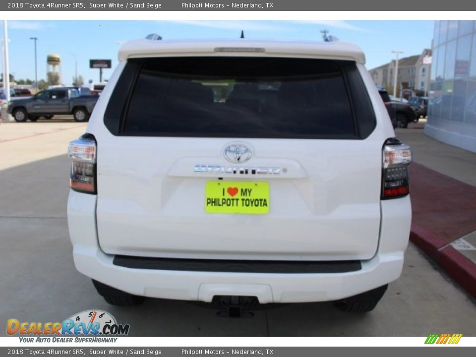 2018 Toyota 4Runner SR5 Super White / Sand Beige Photo #5