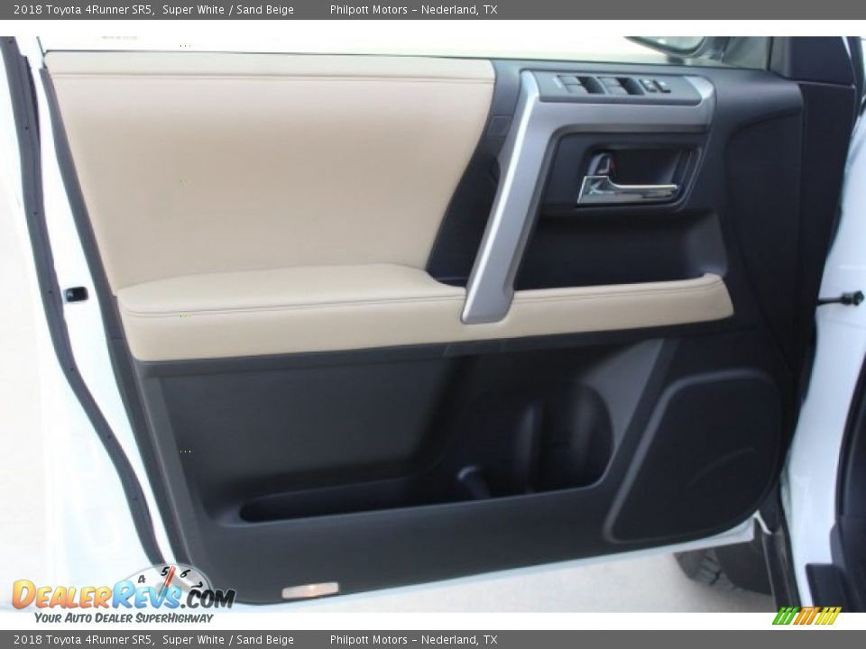 2018 Toyota 4Runner SR5 Super White / Sand Beige Photo #7