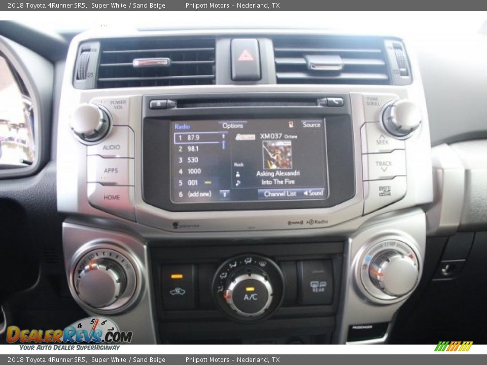 2018 Toyota 4Runner SR5 Super White / Sand Beige Photo #13