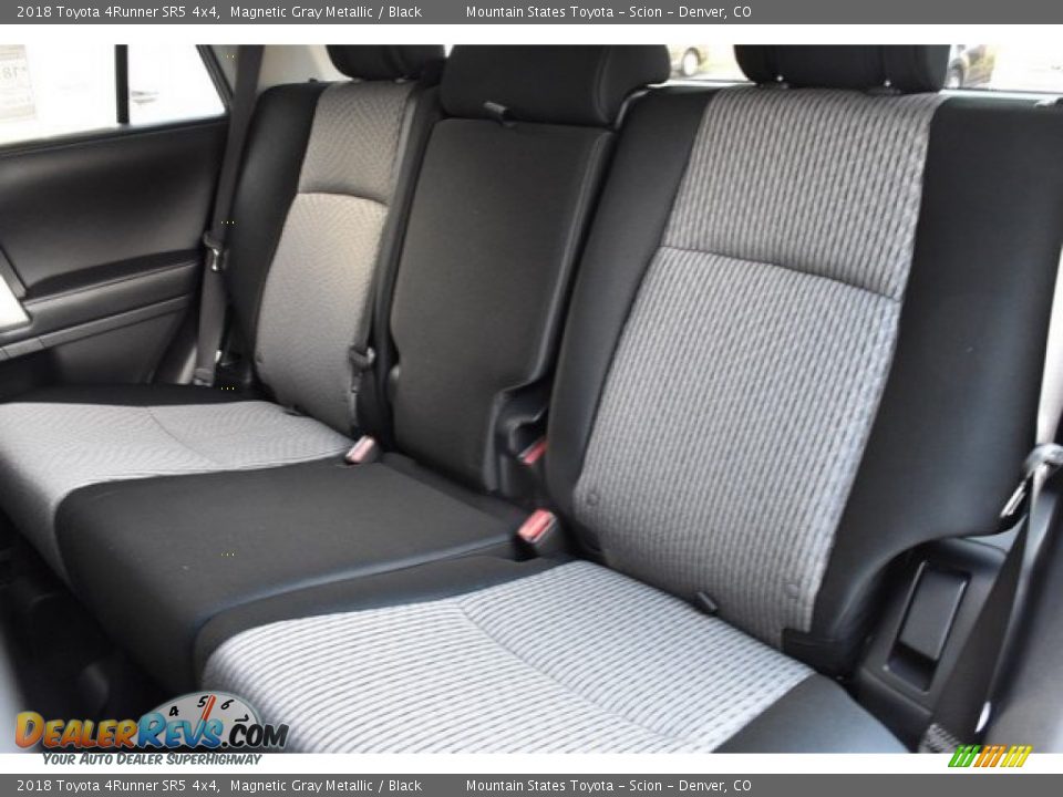 2018 Toyota 4Runner SR5 4x4 Magnetic Gray Metallic / Black Photo #7
