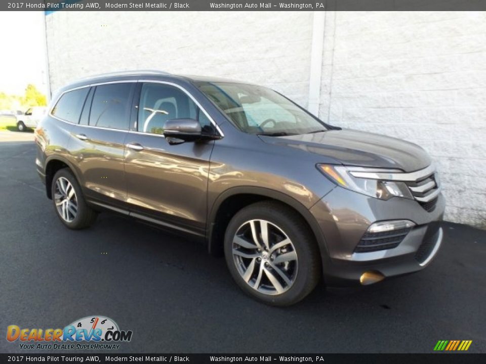 2017 Honda Pilot Touring AWD Modern Steel Metallic / Black Photo #1