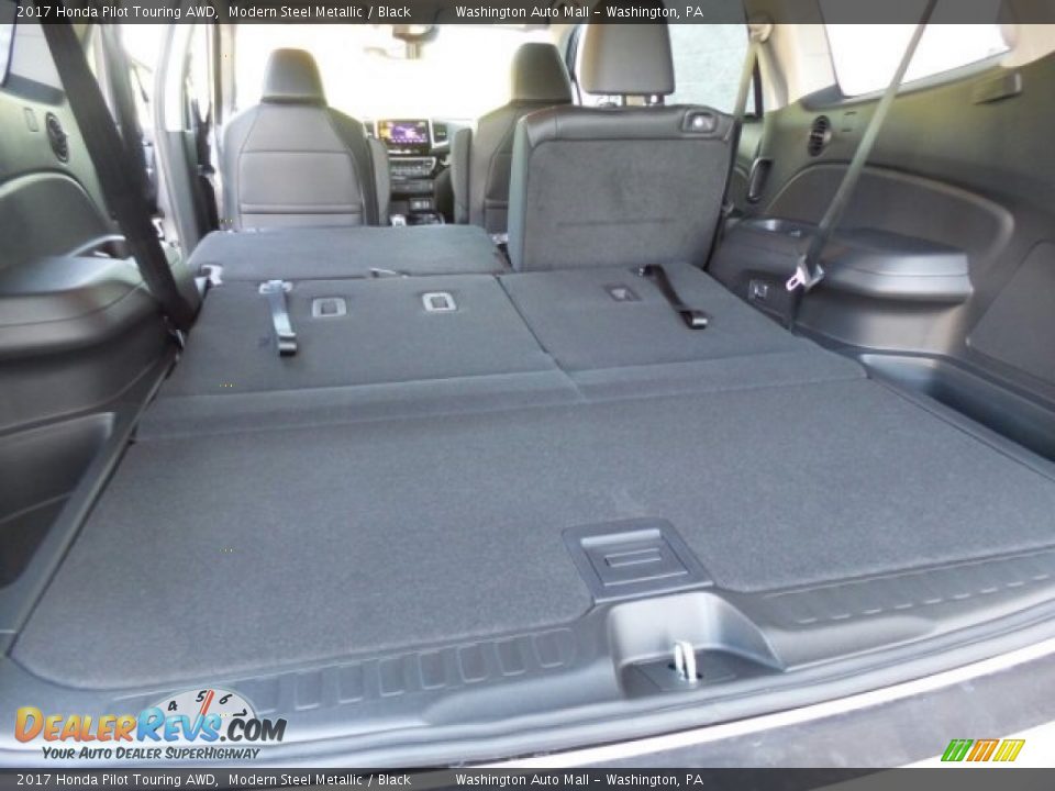 2017 Honda Pilot Touring AWD Modern Steel Metallic / Black Photo #15
