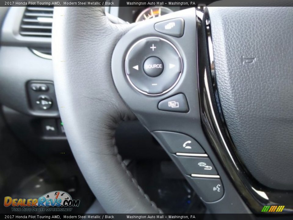 2017 Honda Pilot Touring AWD Modern Steel Metallic / Black Photo #22