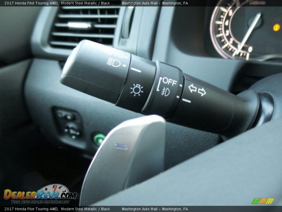 2017 Honda Pilot Touring AWD Modern Steel Metallic / Black Photo #23