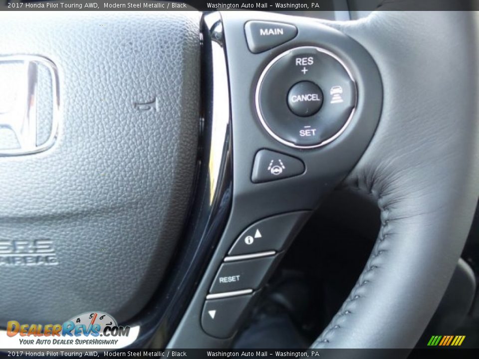2017 Honda Pilot Touring AWD Modern Steel Metallic / Black Photo #24