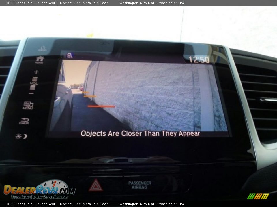 2017 Honda Pilot Touring AWD Modern Steel Metallic / Black Photo #32