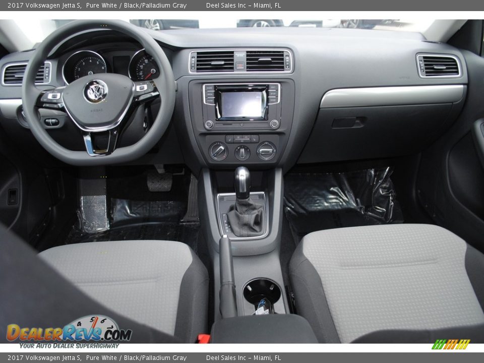 2017 Volkswagen Jetta S Pure White / Black/Palladium Gray Photo #13