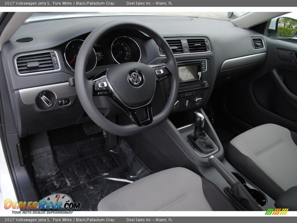 2017 Volkswagen Jetta S Pure White / Black/Palladium Gray Photo #15