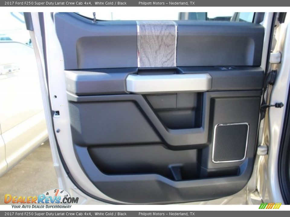 2017 Ford F250 Super Duty Lariat Crew Cab 4x4 White Gold / Black Photo #23